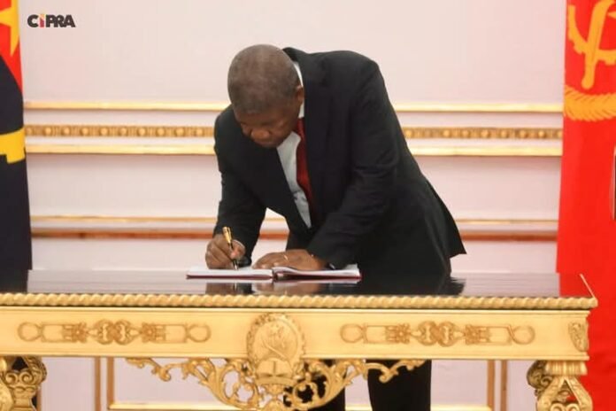 Joao-Lourenco-1
